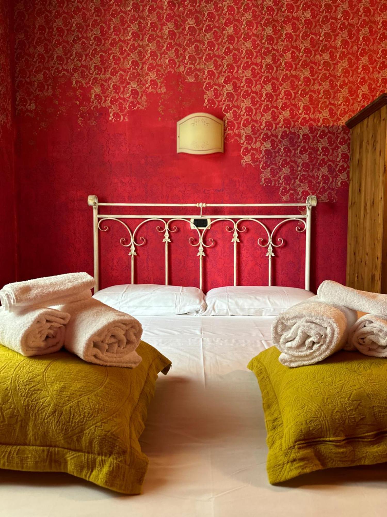 Relais San Michele Guest House Rivoli Veronese Bagian luar foto
