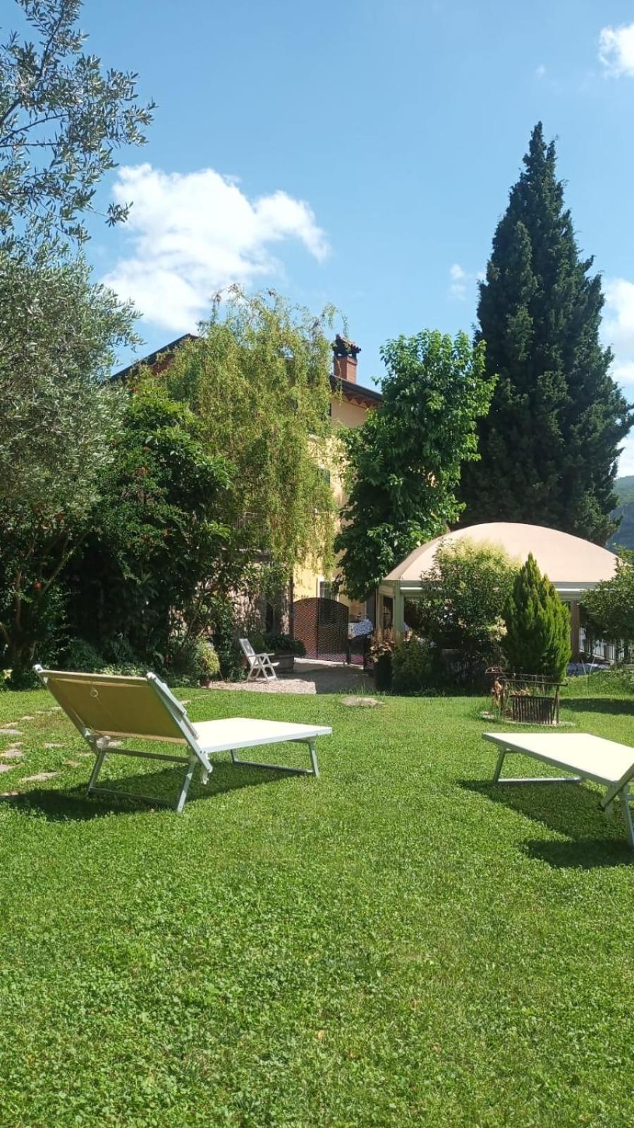 Relais San Michele Guest House Rivoli Veronese Bagian luar foto